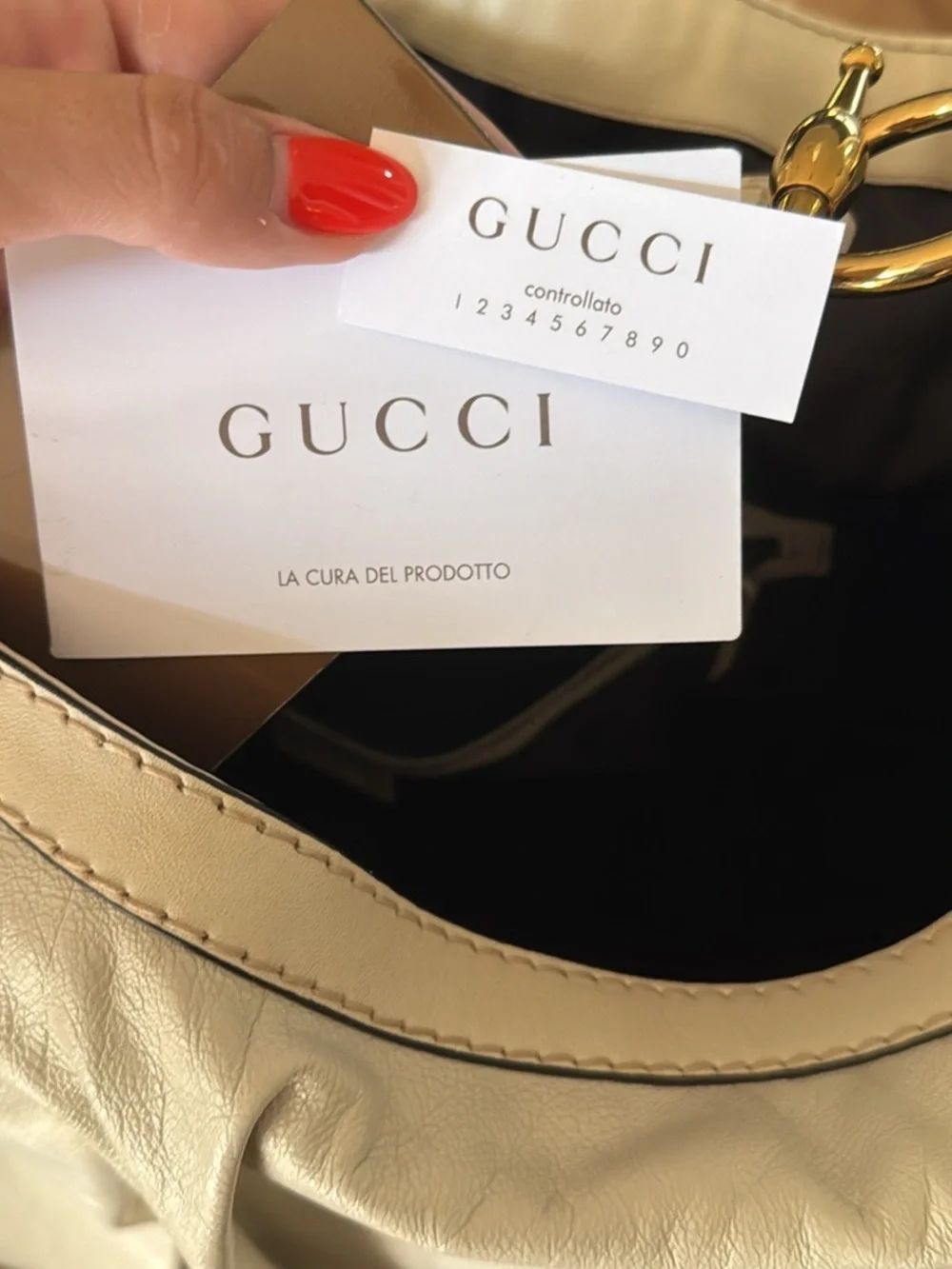 Gucci Cream Leather Shoulder Hobo with Gold-Tone Hardware